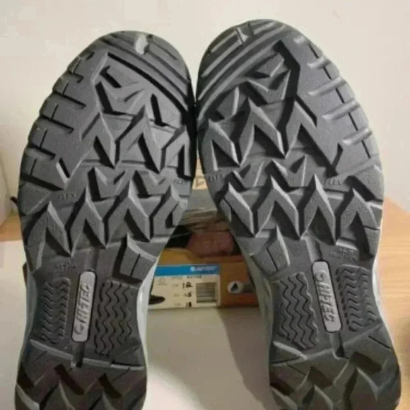 206. NEW HI-TEC Wild Fire Low WP- Black/Olive- US 12 Men's - Picture 3 of 4